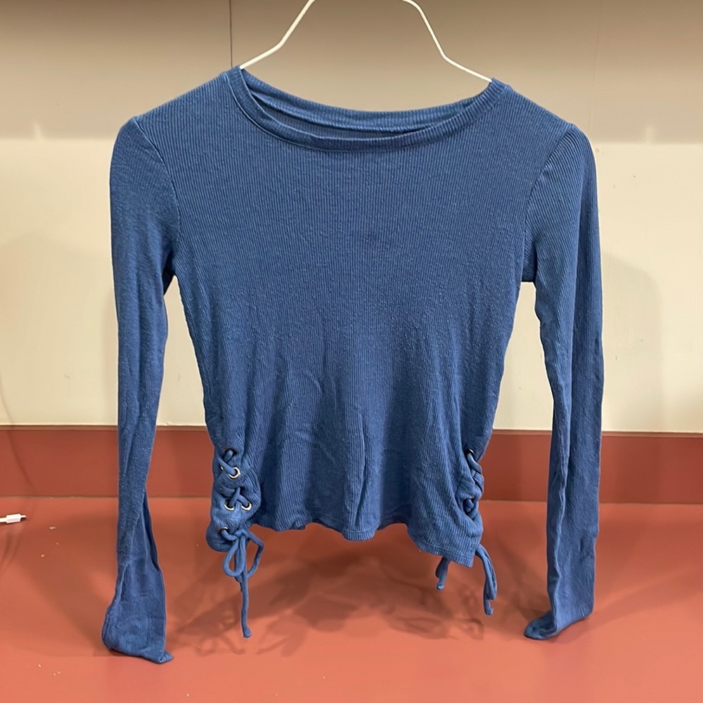 Aeropostale love this lace up long sleeve shirt size XS